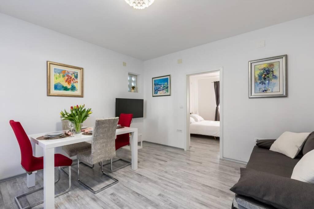 Apartman Buki **** Split Buitenkant foto