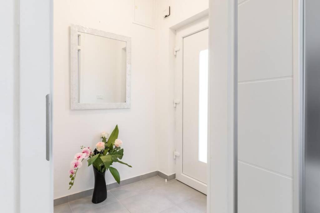 Apartman Buki **** Split Buitenkant foto